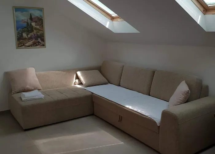 Robinson Medvidina Bay